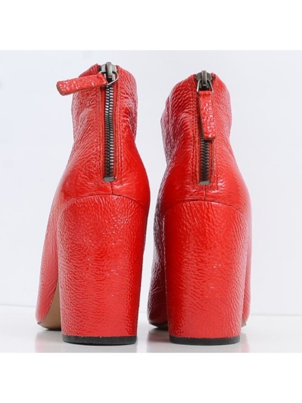 Kenneth Cole Alora Women's 9 Red Shiny Vegan Leather Back Zipper Block Heel Boot - Picture 4 of 9